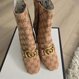 Gucci Women's Beige and Brown Ankle Boots with Gold Accents